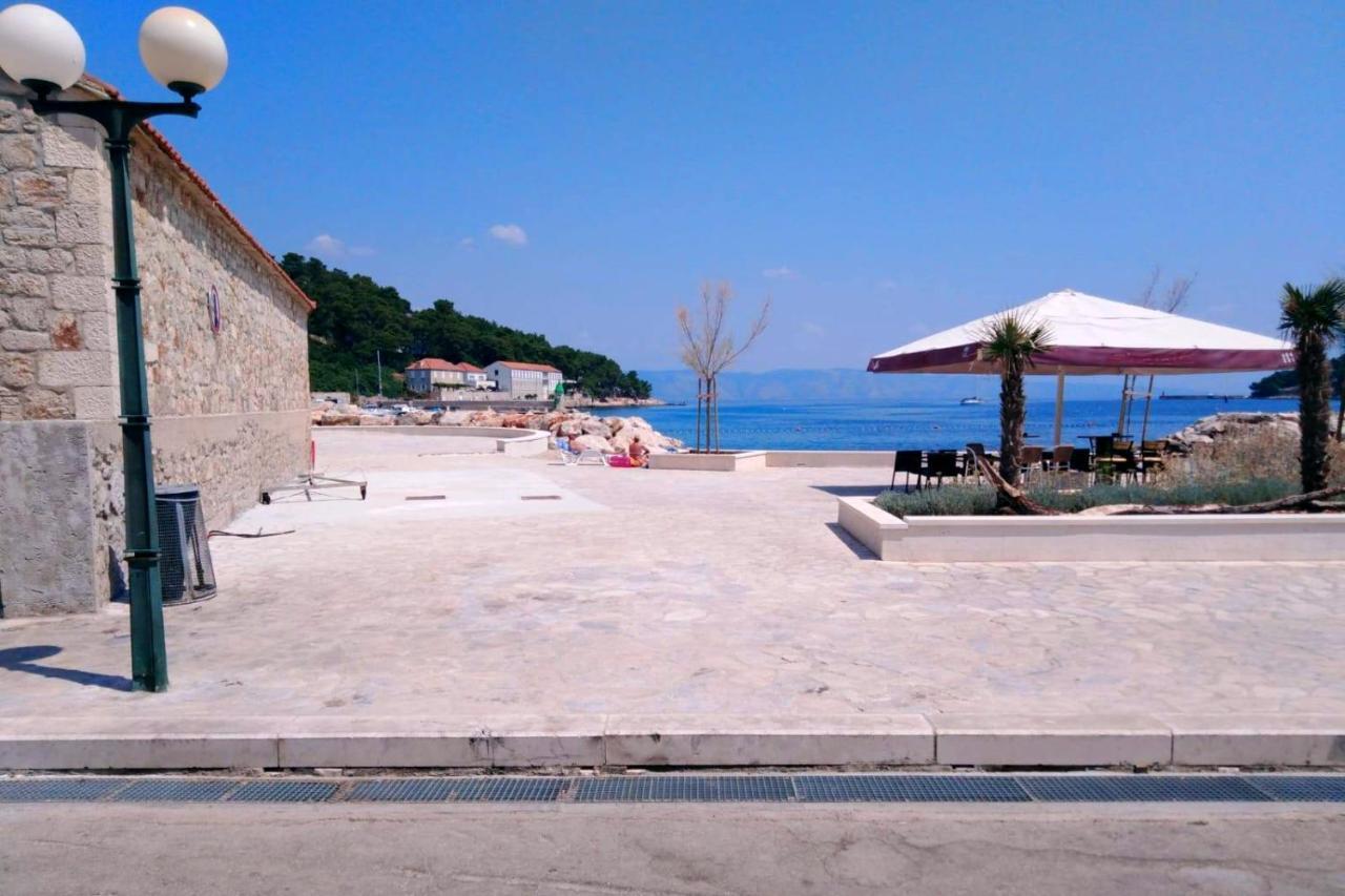 Holiday House With A Parking Space Svirce, Hvar - 17682 Vrbanj Esterno foto