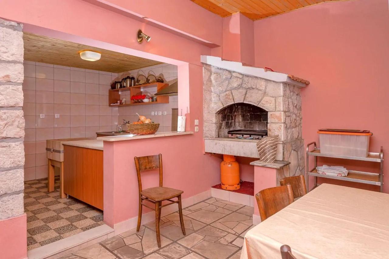 Holiday House With A Parking Space Svirce, Hvar - 17682 Vrbanj Esterno foto
